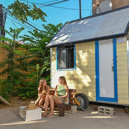 Caravan Hostel Tel Aviv By Roger Age 18-45 Exterior foto