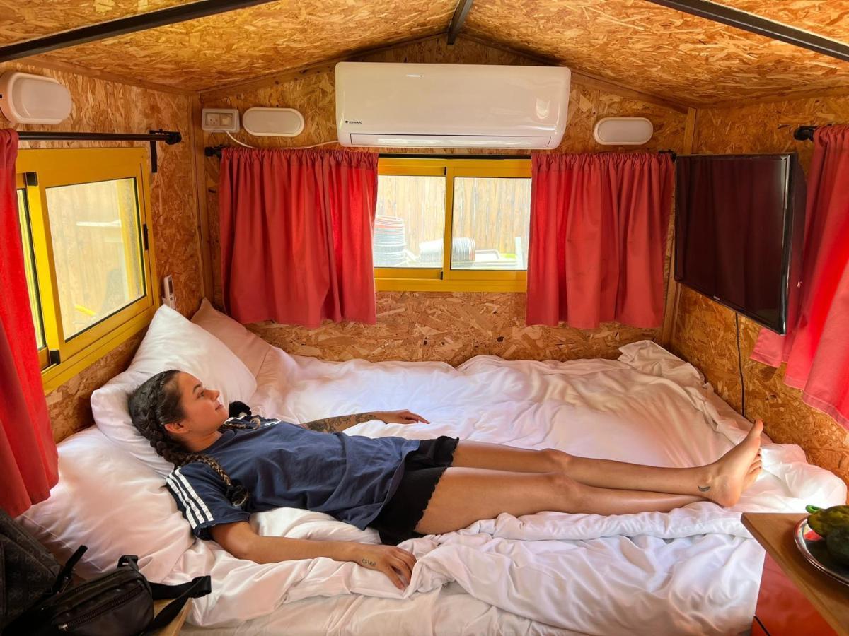 Caravan Hostel Tel Aviv By Roger Age 18-45 Exterior foto