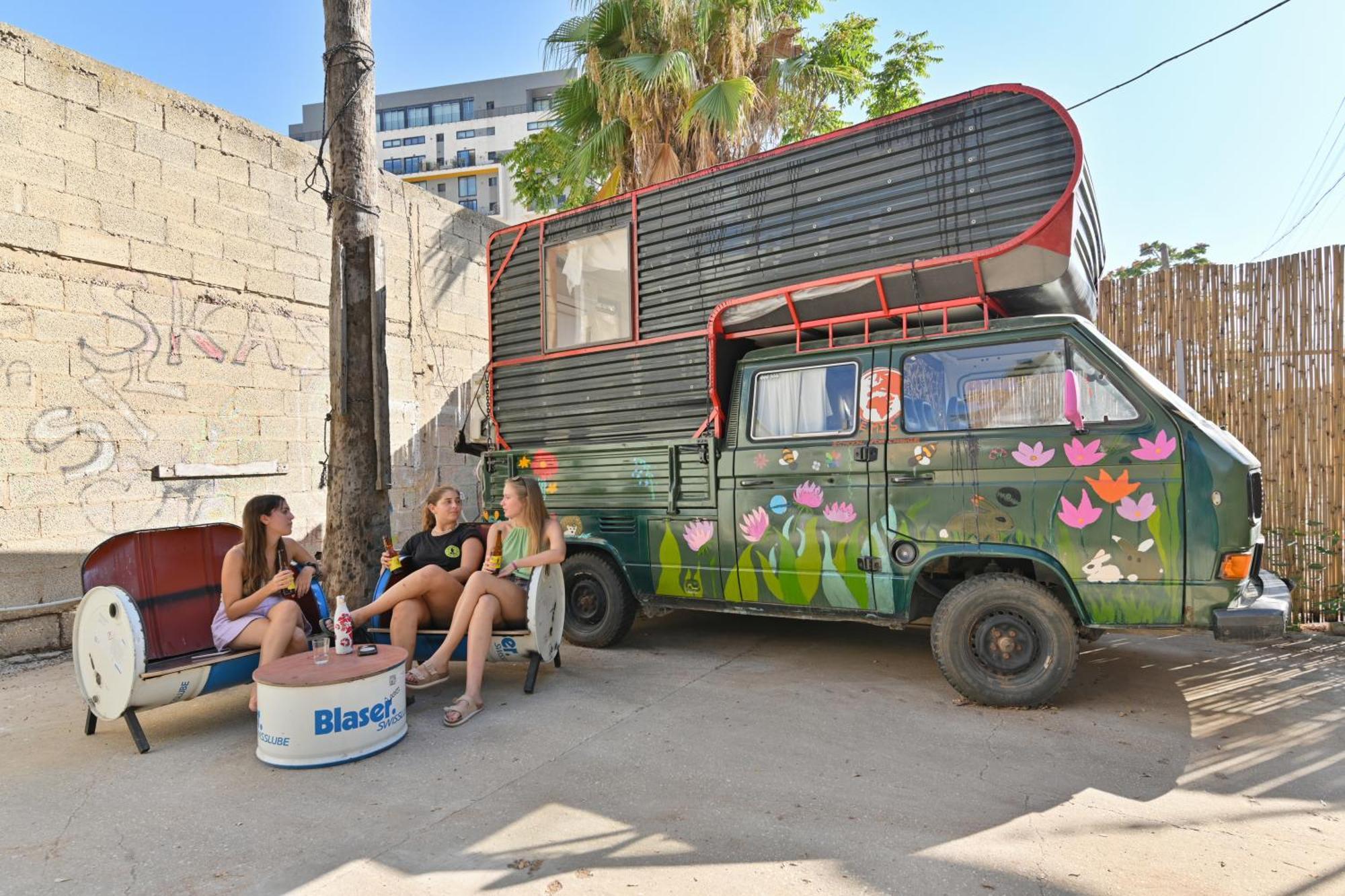 Caravan Hostel Tel Aviv By Roger Age 18-45 Exterior foto