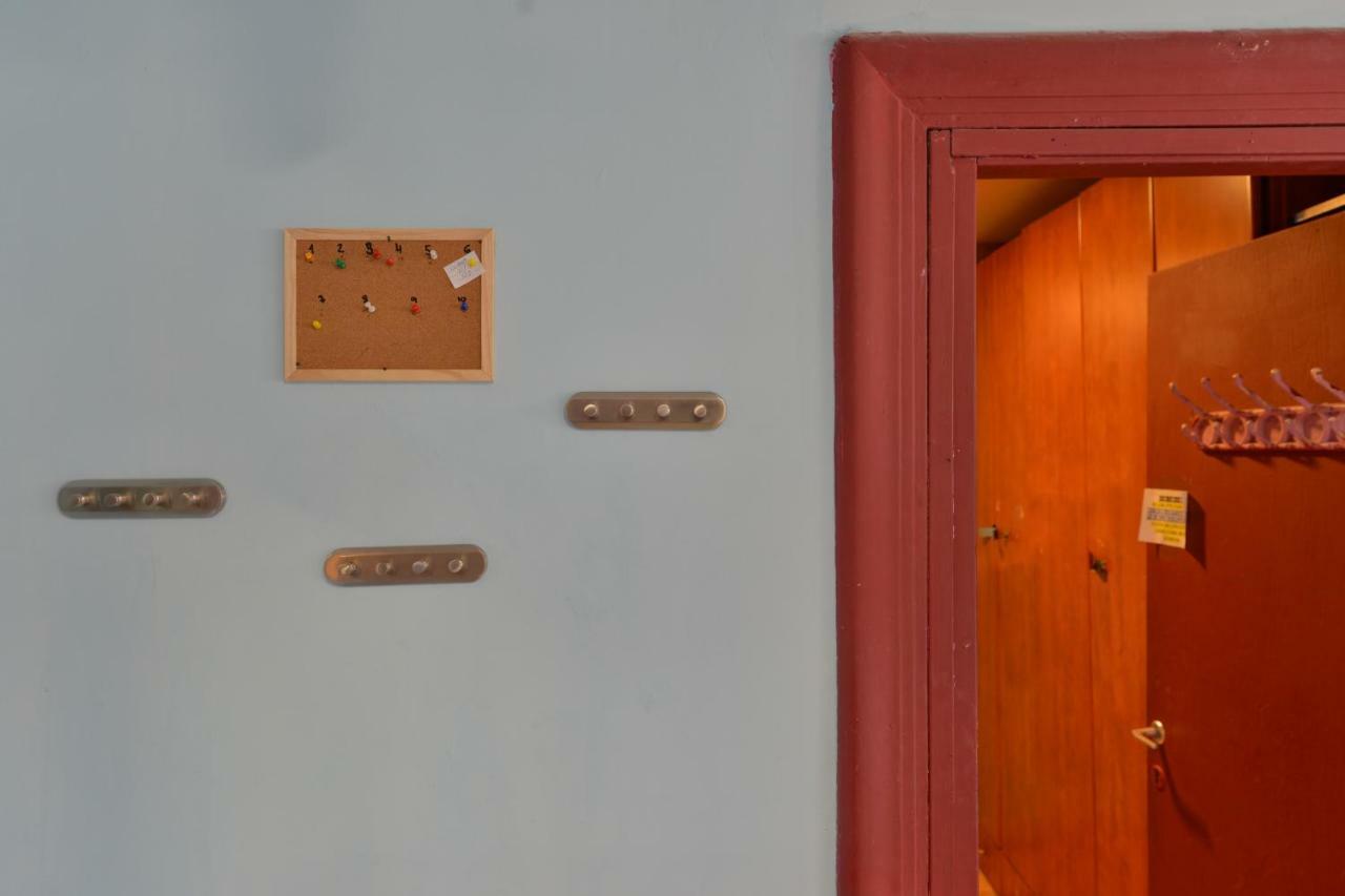 Caravan Hostel Tel Aviv By Roger Age 18-45 Exterior foto